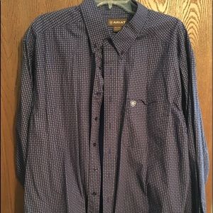 Men’s Ariat button up dress shirt